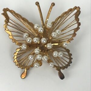 Vtg Faux Pearl Gold Tone Wire Butterfly Brooch Pin